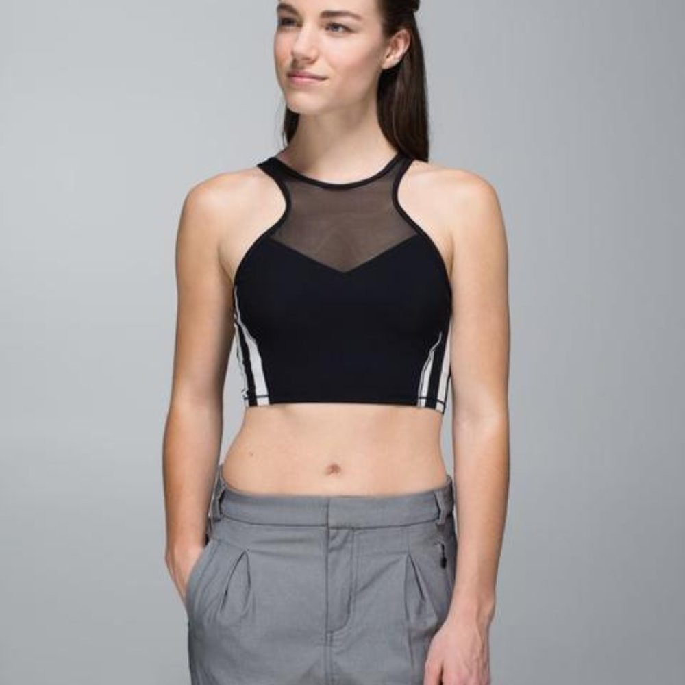 Size 4 - Lululemon Get It On Front Racer